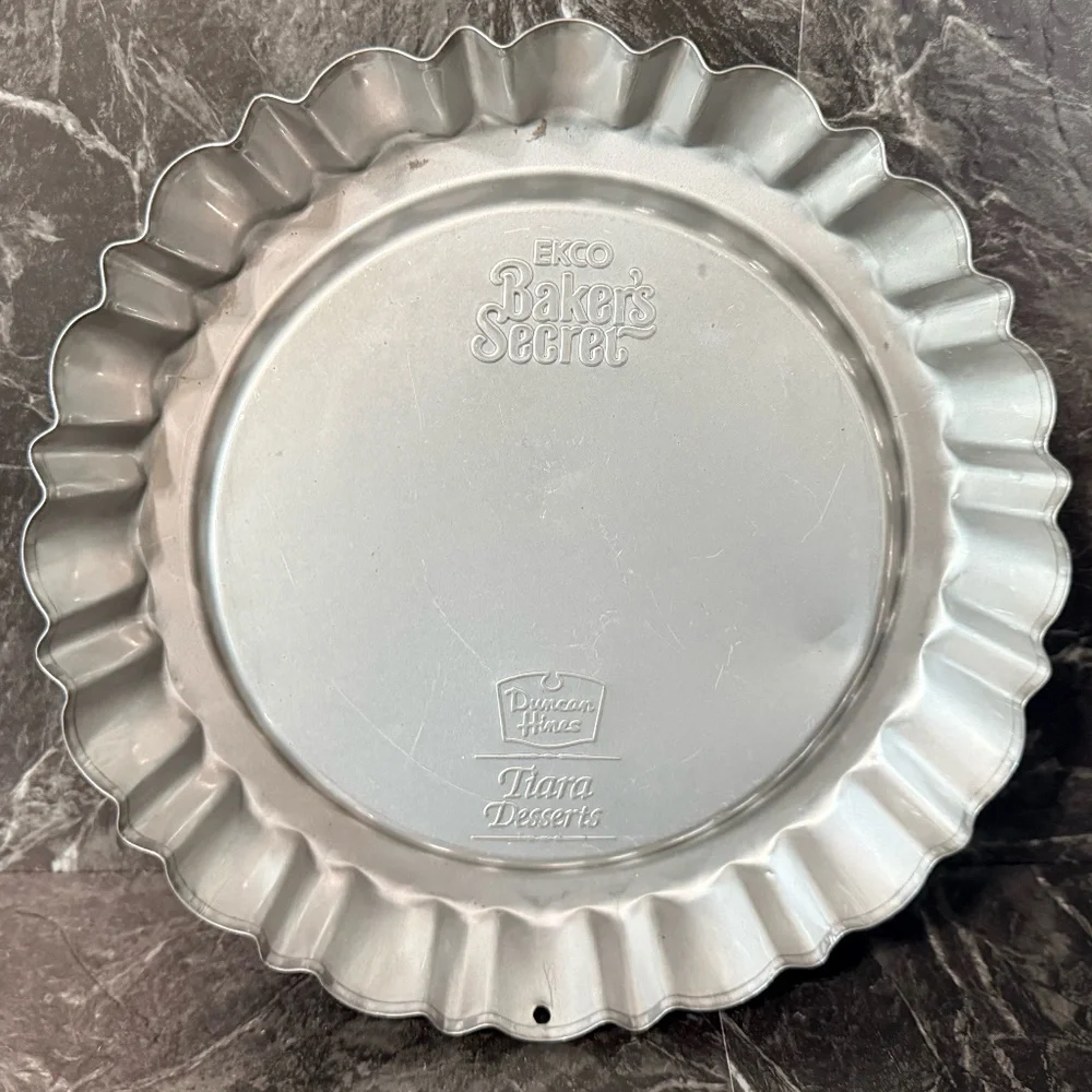 EKCO Baker’s Secret Duncan Hines Tiara Desserts Tart Pan